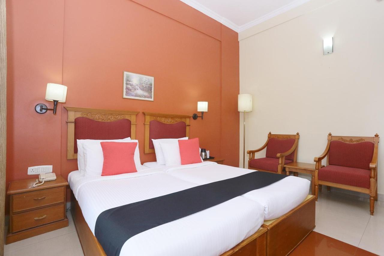Hotel Capital O 45944 Club 7 Tiruvalla Zewnętrze zdjęcie