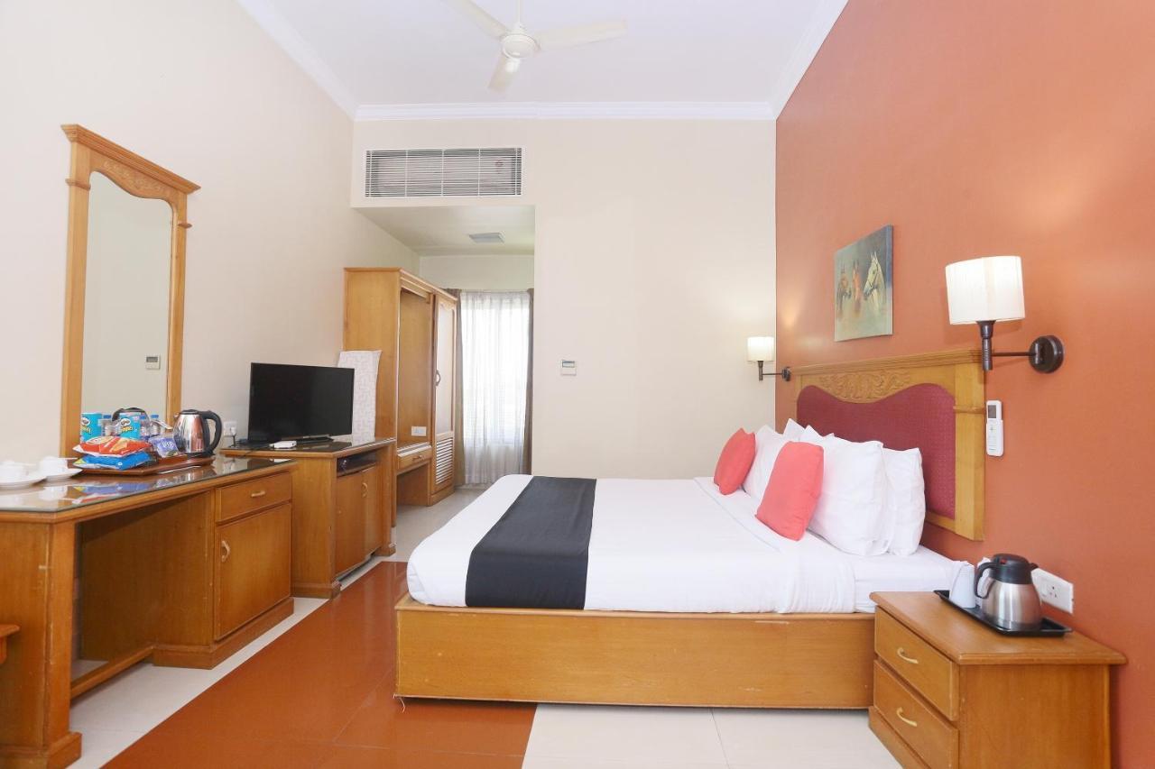 Hotel Capital O 45944 Club 7 Tiruvalla Zewnętrze zdjęcie